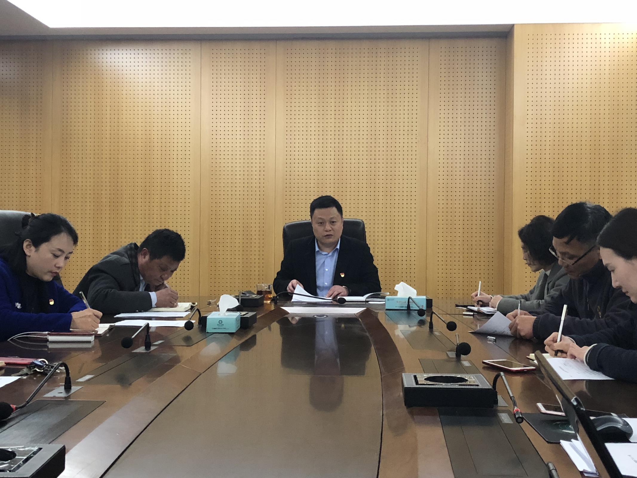 集團公司部分黨員學習守島英雄王繼才先進事跡